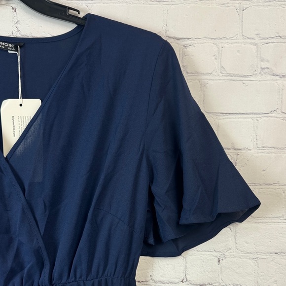 BloomChic Elegant Navy Pleated Skirt Midi Dress Size Medium 10 - Picture 3 of 7